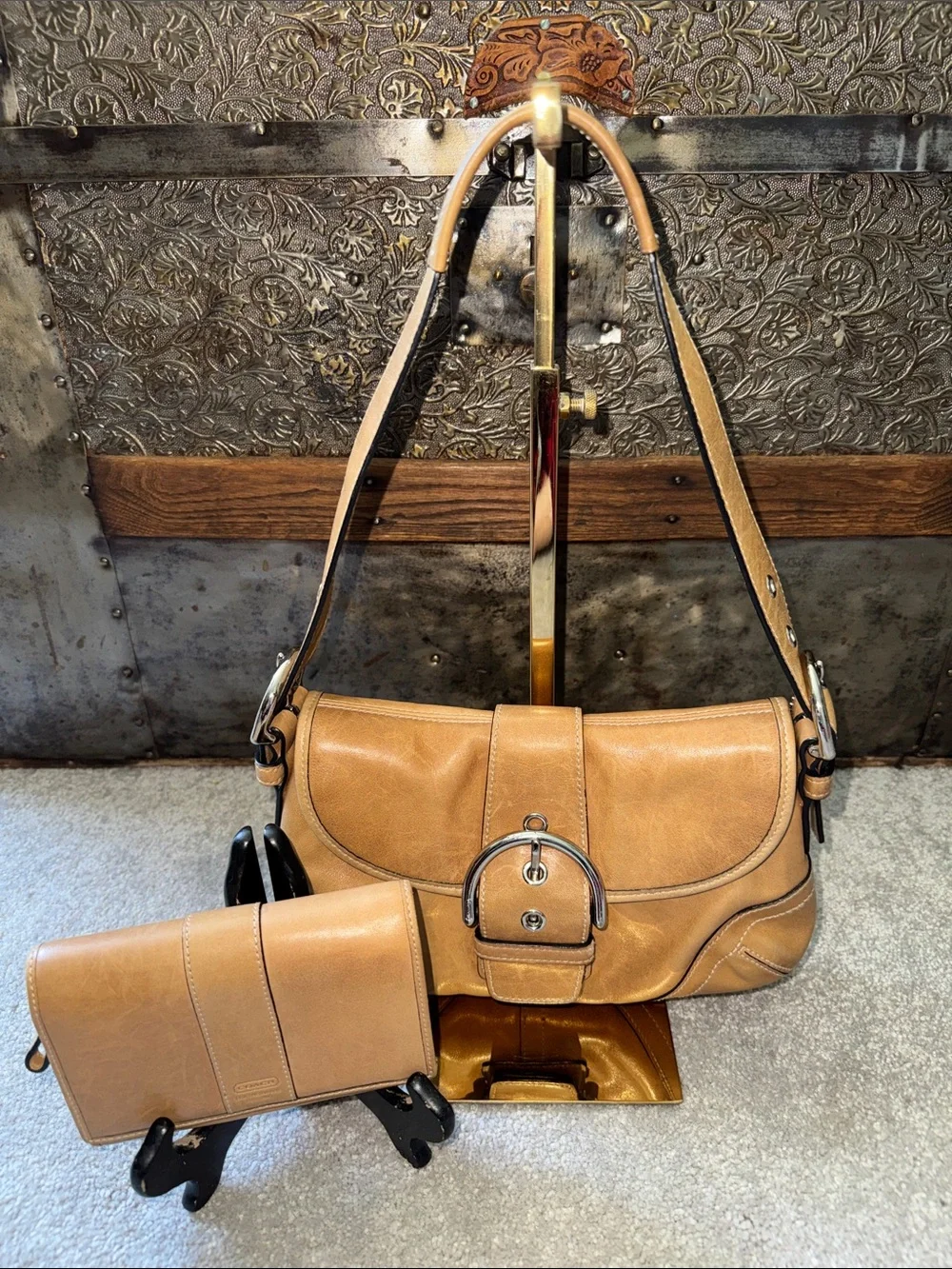 Coach Vintage British Tan Soho Small Buckle Flap Shoulder Bag w/Matching Wallet - Picture 1 of 16